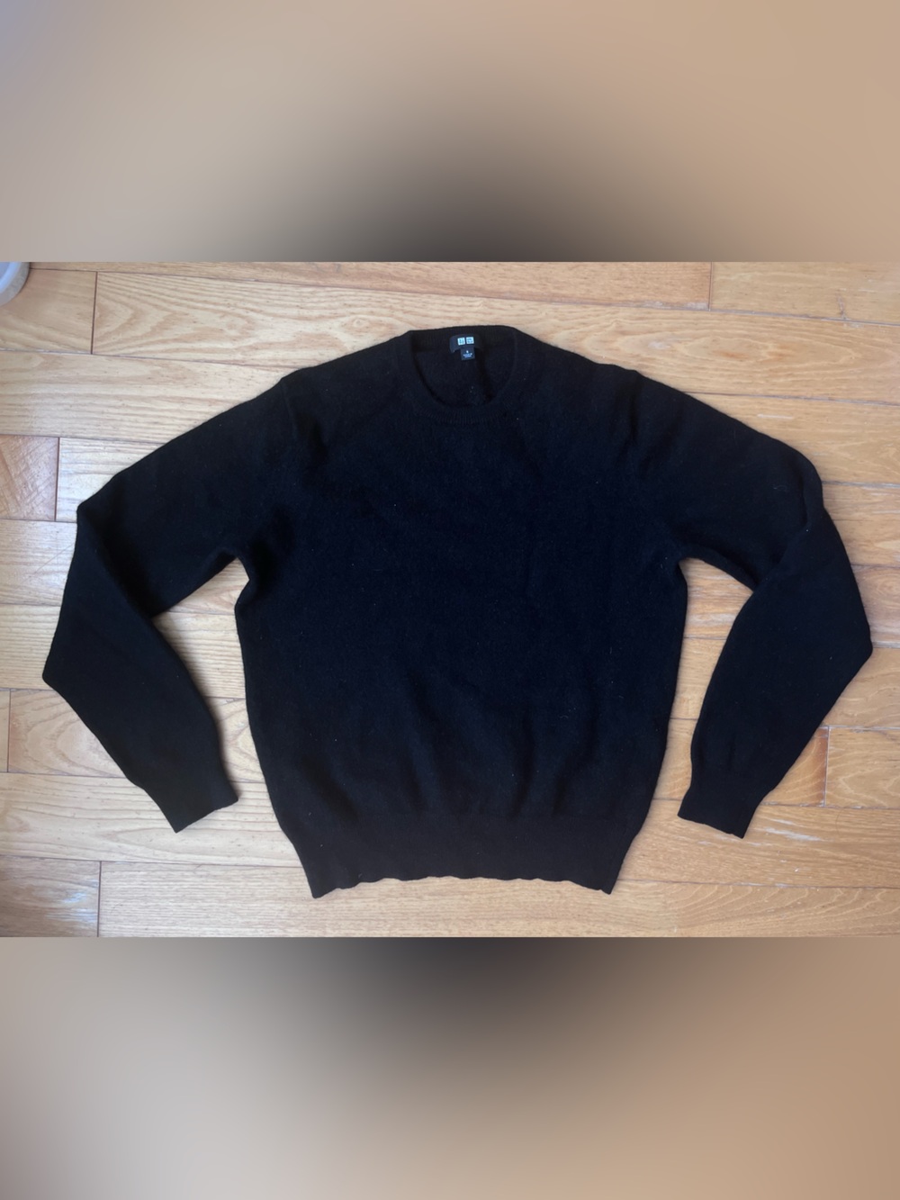 Uniqlo Black Cashmere Crewneck Sweater